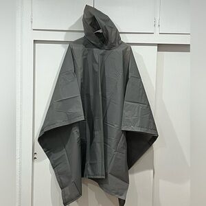 Totes Jacket Rain Poncho  NWT
